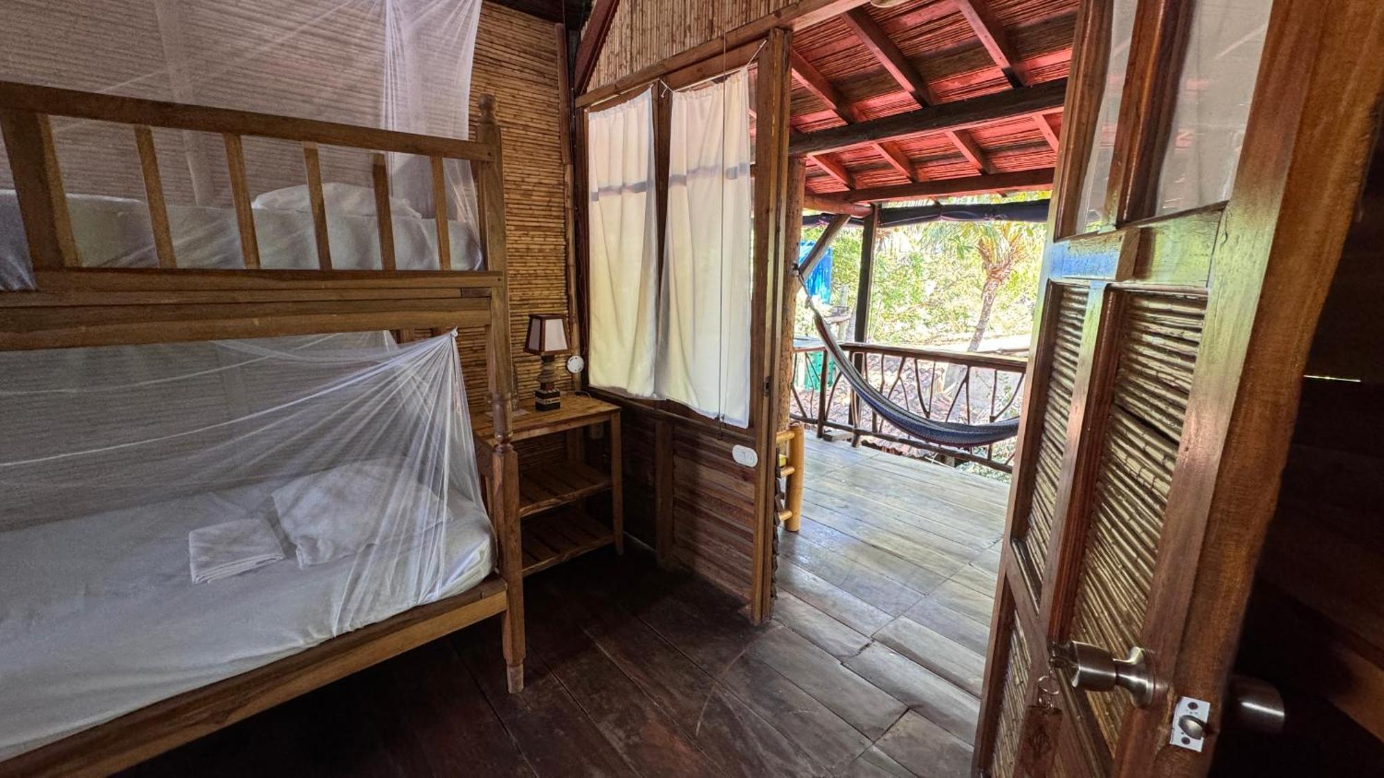 Mano A Mano Eco Hostal Лас-Пенітас Номер фото